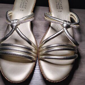 Tuscany by Easy Street | Wedge Sandals Elvera Champagne | Womens 11 W | NEW
